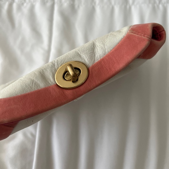 Coach Parker Turnlock Wristlet - Mini Pochette bag Chalk Coral - Picture 4 of 8